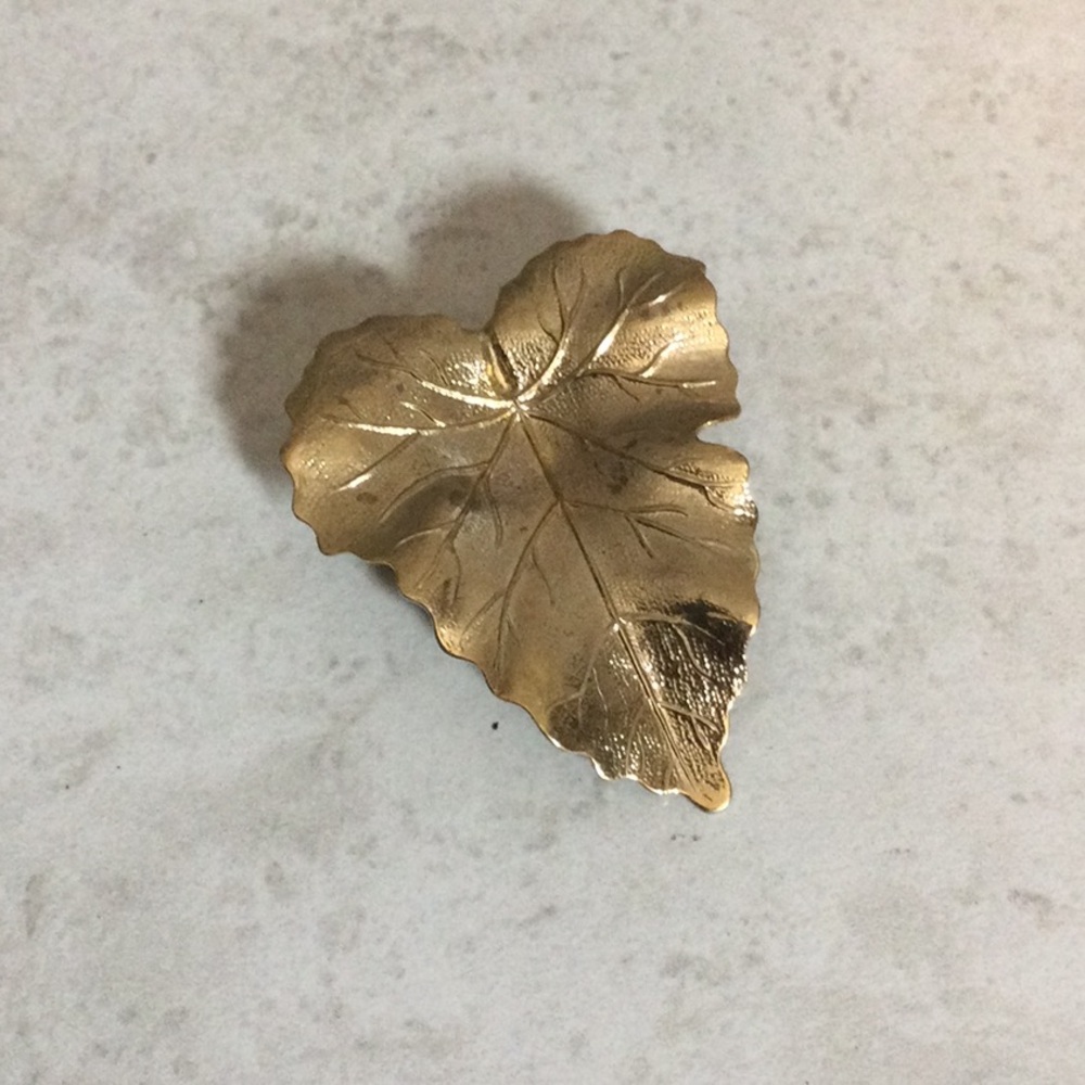 Gold leaf scarf ring slide